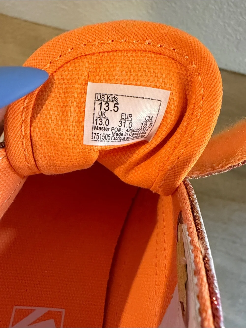Vans Little Kids Old Skool V Shoe